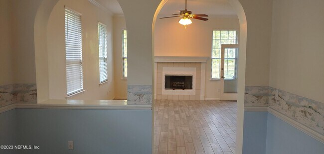 Building Photo - 8554 Walden Glen Dr