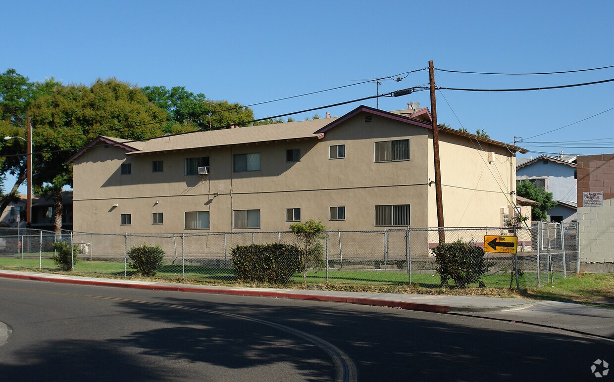 Foto del edificio - 2146 S Mallul Dr