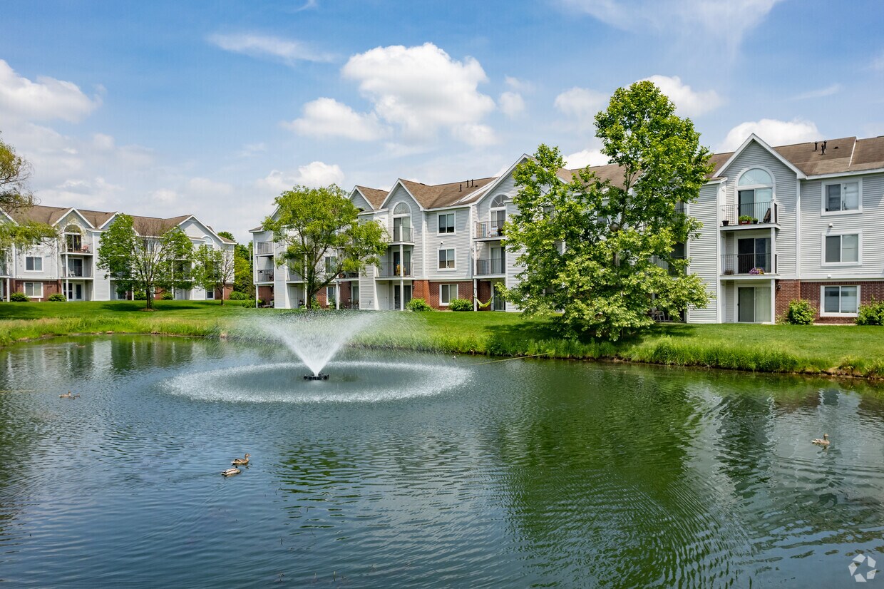 Gull Prairie/Gull Run Apartments and Townh... Apartments in Kalamazoo