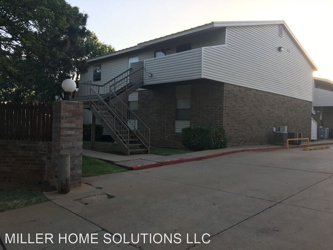 Primary Photo - 2 br, 2 bath House - 4100 N Drexel #B