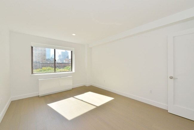 Building Photo - 311 W 50th St