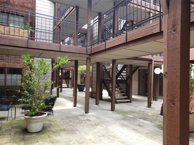 Building Photo - 4510 Druid Ln