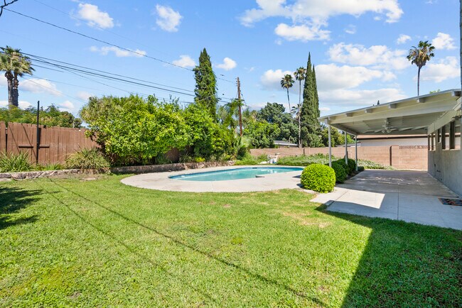 Foto del edificio - 9417 Swinton Ave