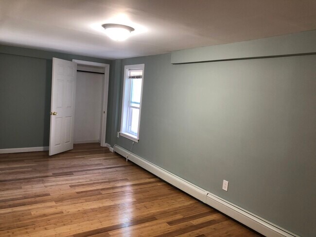 Foto del edificio - 8 Maple St