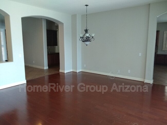 Building Photo - 17953 W Willow Dr