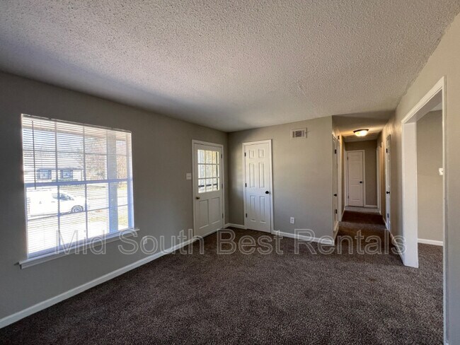 Building Photo - 3441 Forrester Rd