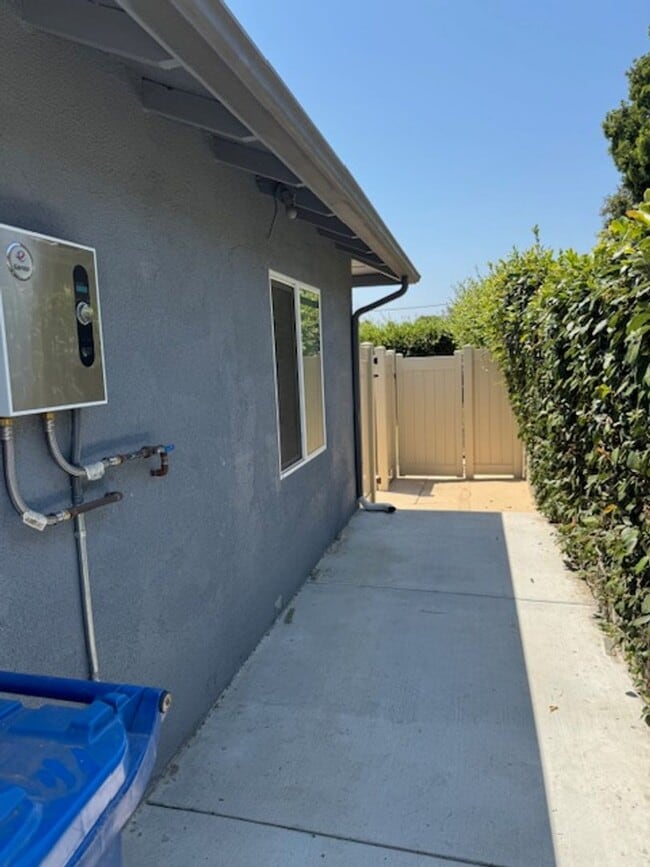 Photo - 5300 Glasgow Ct Apartment