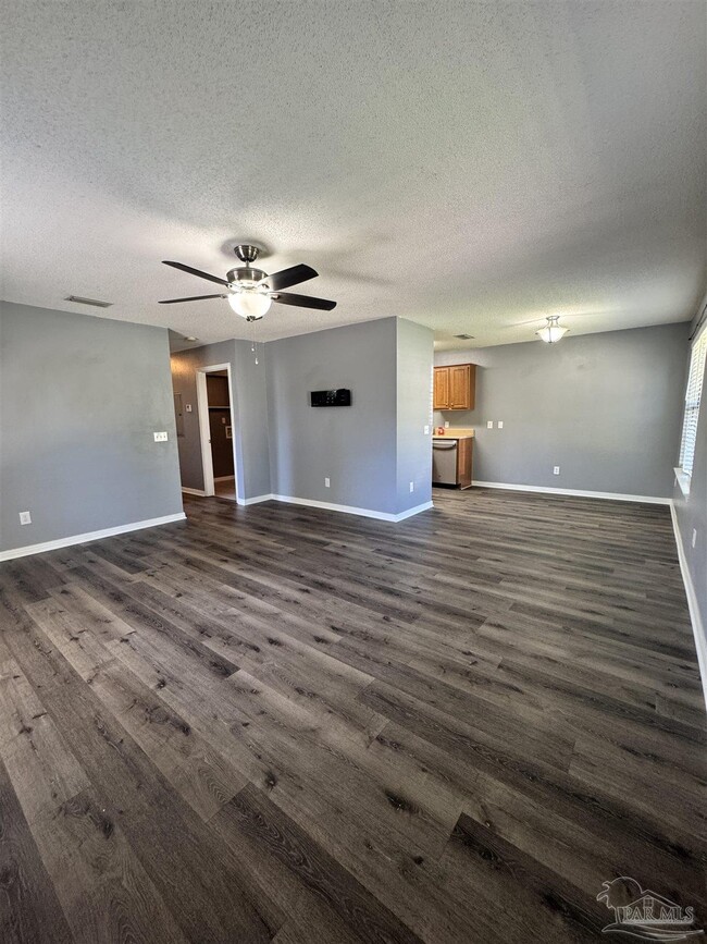 Foto del edificio - 9511 Sandpiper St