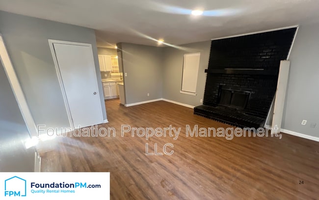 Building Photo - 826 Bitter Creek Cove