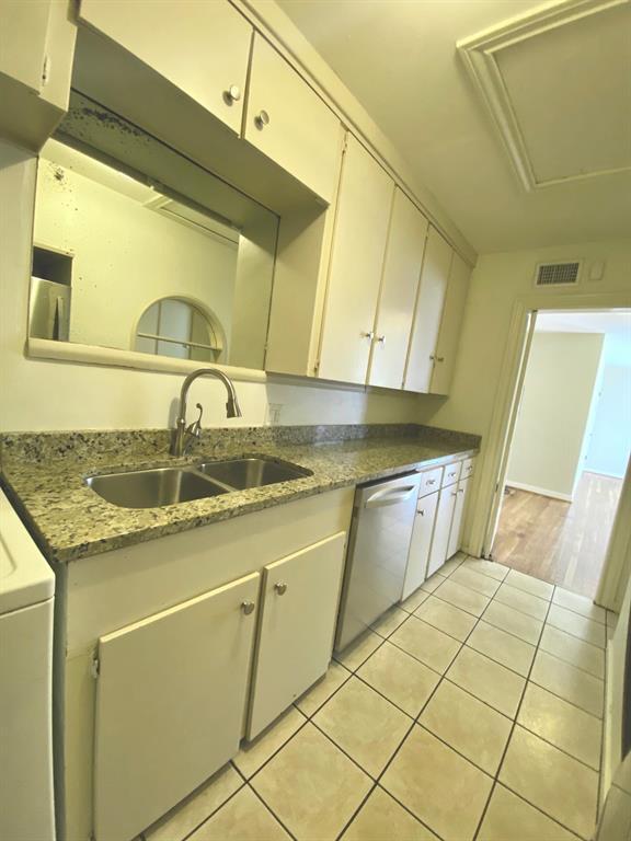 Building Photo - 2027 Kipling St