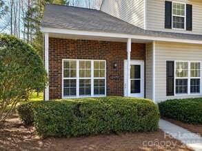 Building Photo - 12172 Bottlebrush Pl