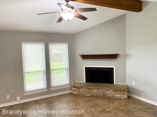 Building Photo - 3 br, 2 bath House - 708S Remington Drive