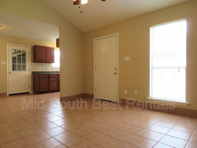 Foto del edificio - 214 W Fairway Ave