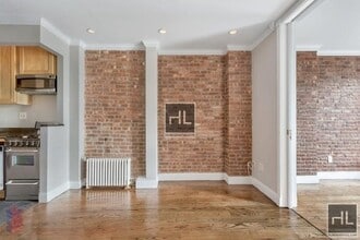Building Photo - Tenth Avenue