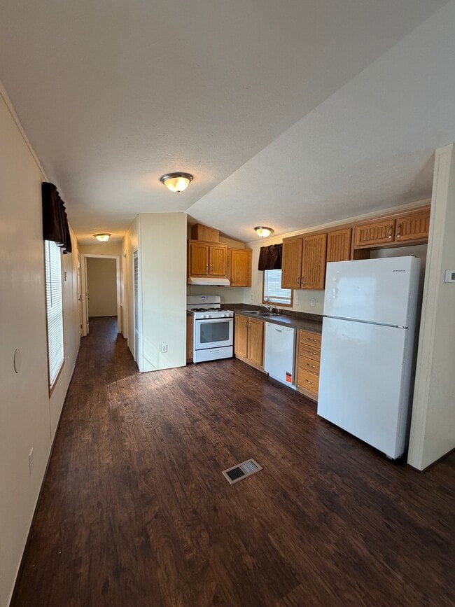 Building Photo - 45 Mantua Grove Rd