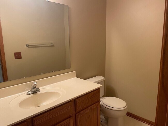Foto del edificio - 17389 Glacier Wy