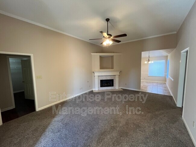 Foto del edificio - 1330 Siskin Dr