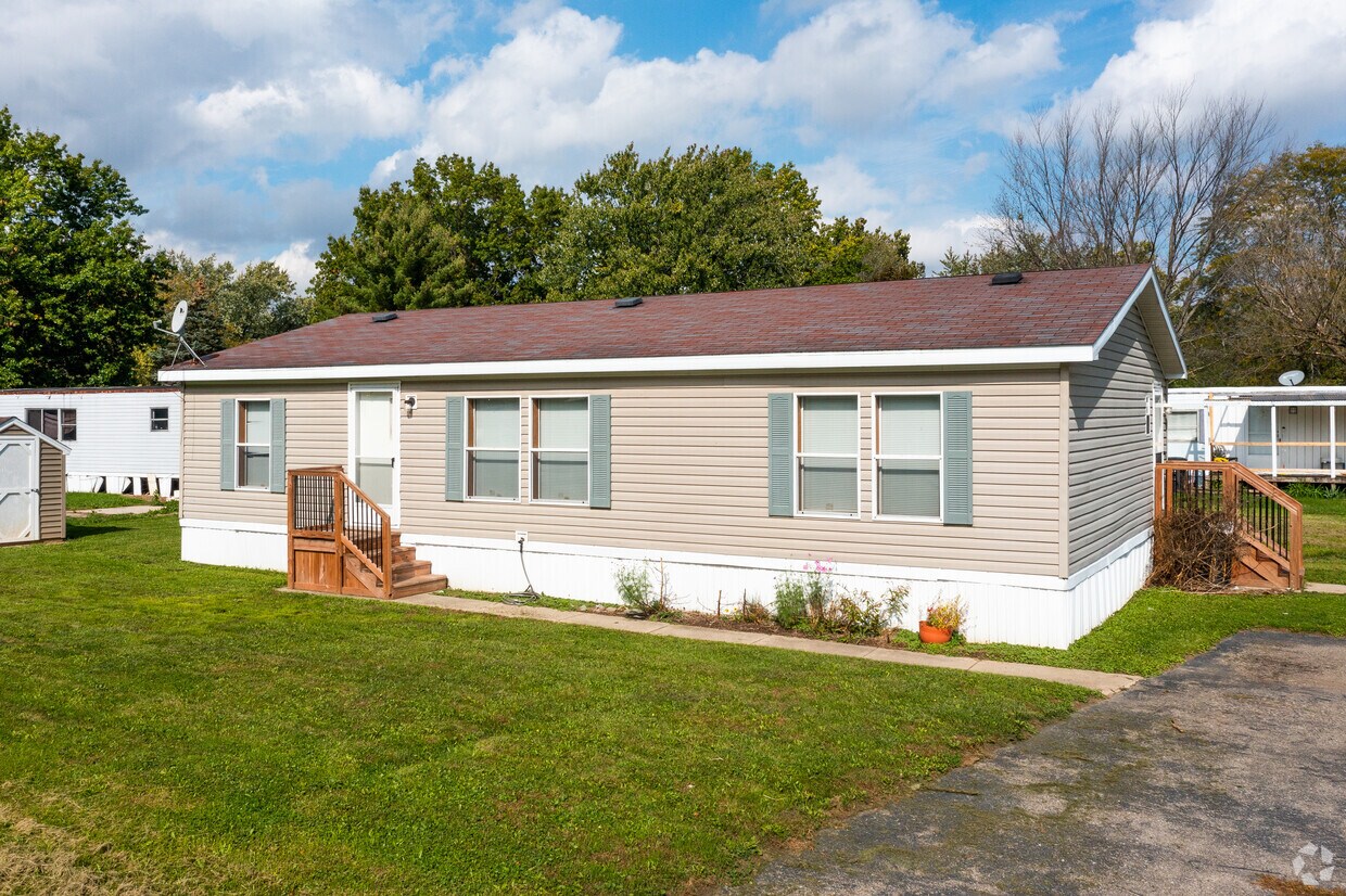 Primary Photo - Holiday South Mobile Homes