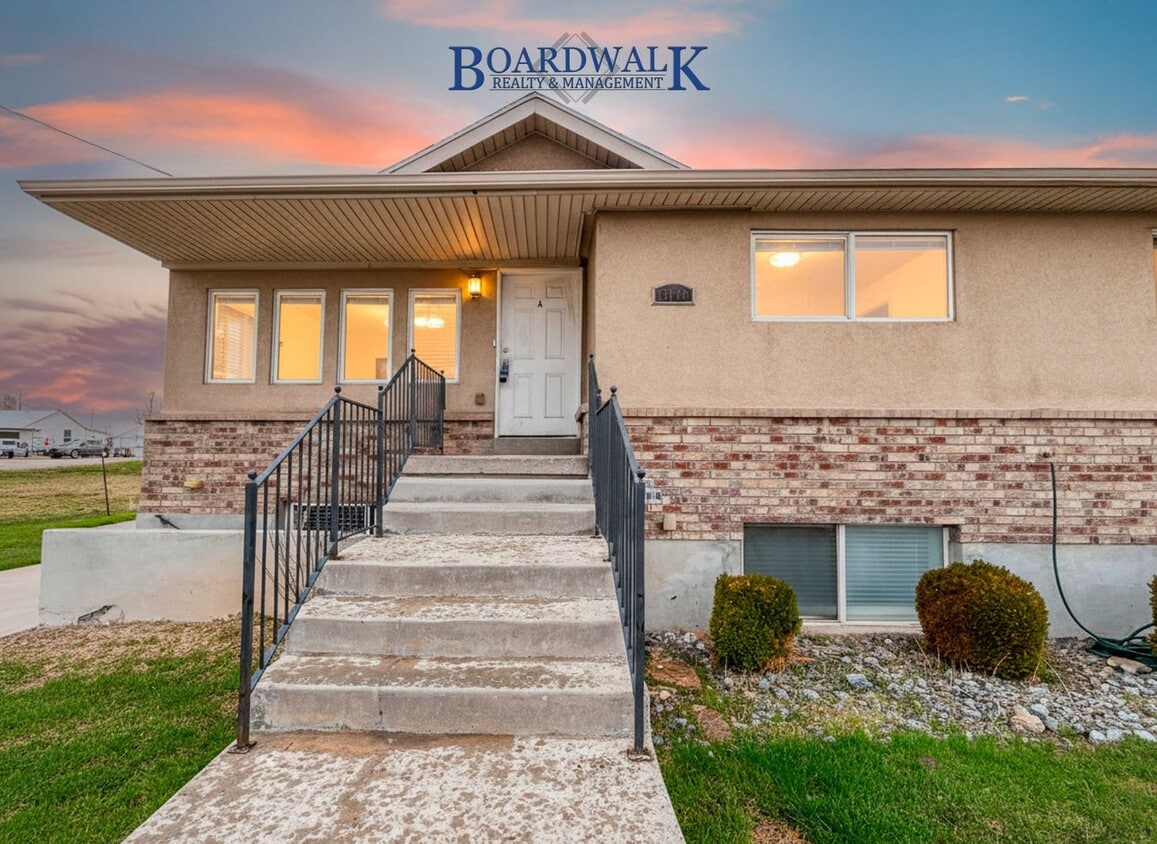 Photo - 3140 S 3200 W