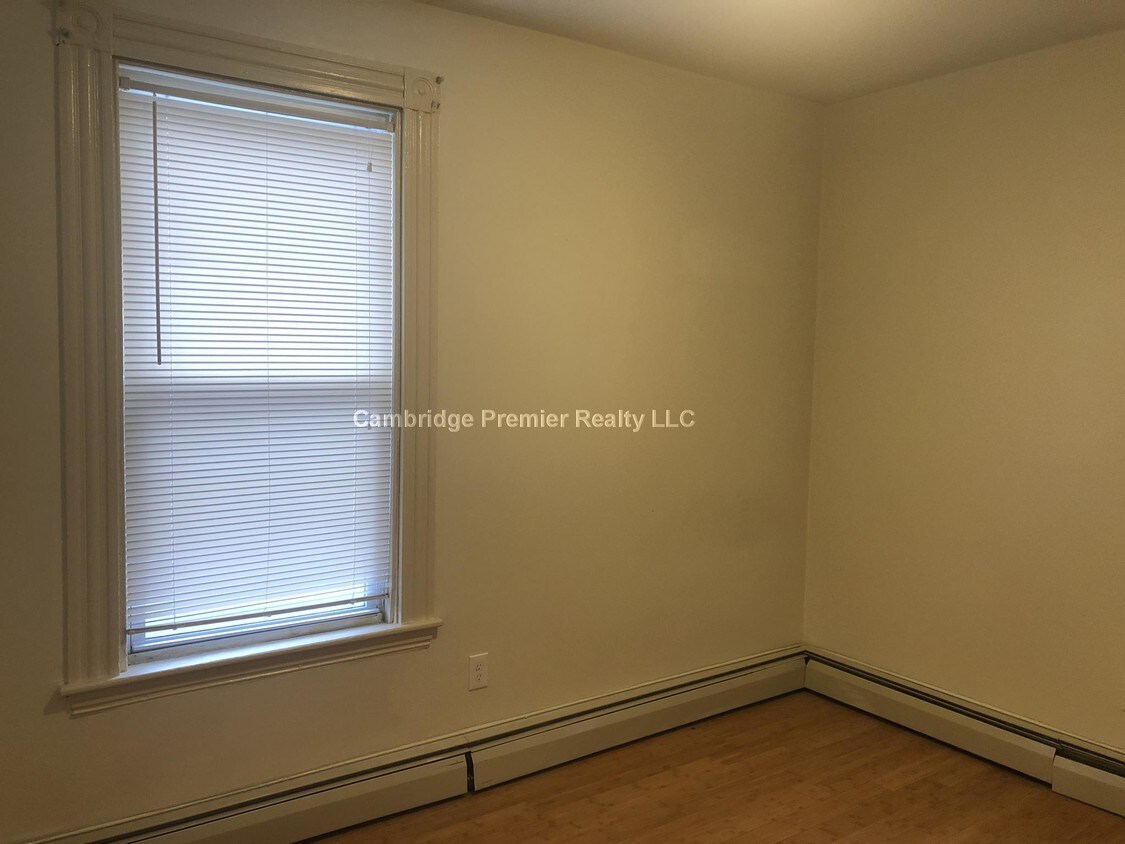 54 Plymouth St, Cambridge, MA 02141 Apartments in Cambridge, MA