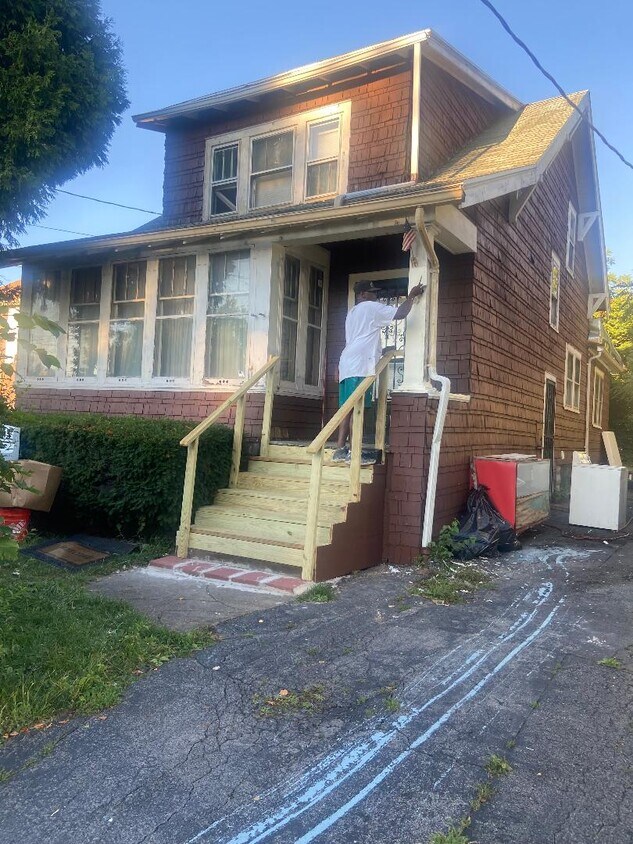 Outside Front Premises - 59 Ericson Ave