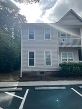 Building Photo - 1843 Savannah Ct