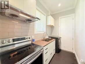 Building Photo - 1F-45xx Napier St
