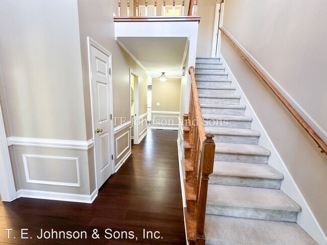 Building Photo - 3 br, 2.5 bath House - 5042 Cobblestone Road