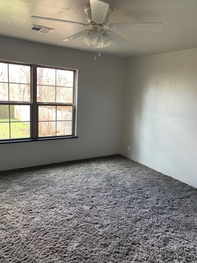 Building Photo - 1380 Classen Blvd