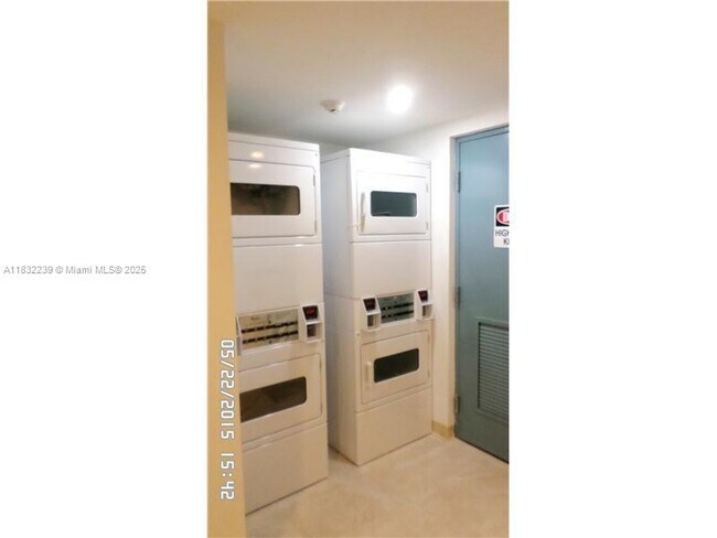 Foto del edificio - 11750 NE 16th Ave
