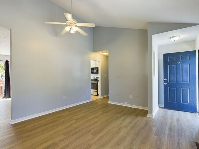 Building Photo - 5014 Caldwell Ave