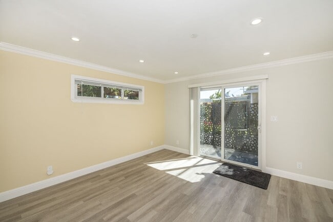 Foto del edificio - 1009 S Norfolk St