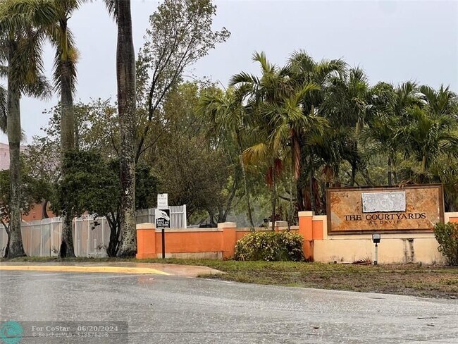 Foto del edificio - 6928 SW 39th St