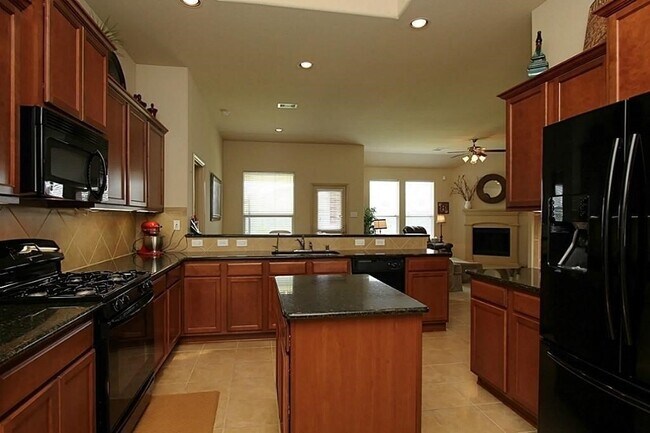 Foto del edificio - 18907 Cove Pointe Dr