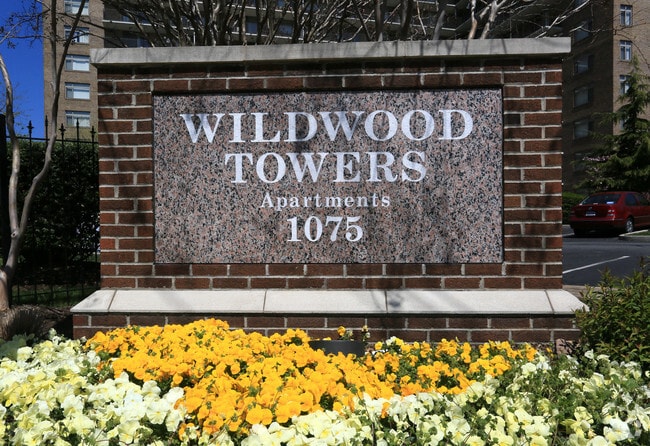 Building Photo - Wildwood Towers