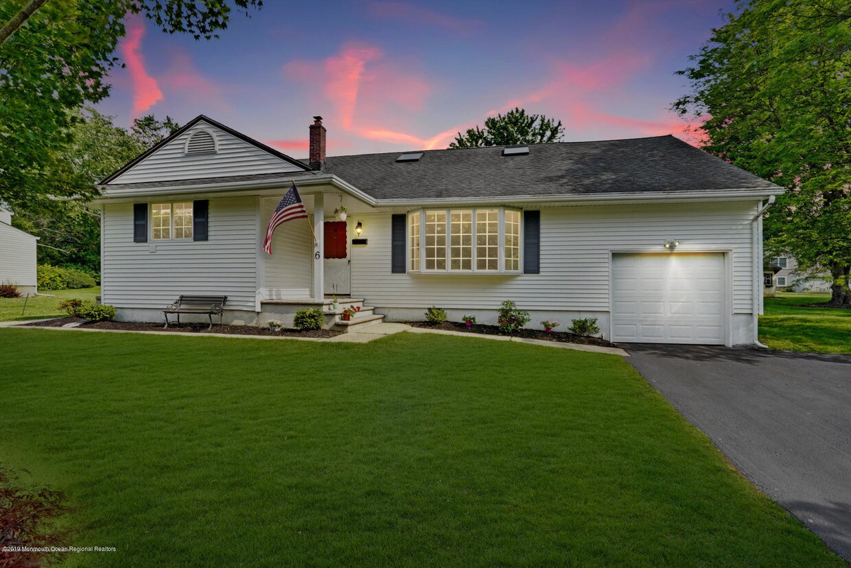 6 Deerfield Rd, Holmdel, NJ 07733 House for Rent in Holmdel, NJ