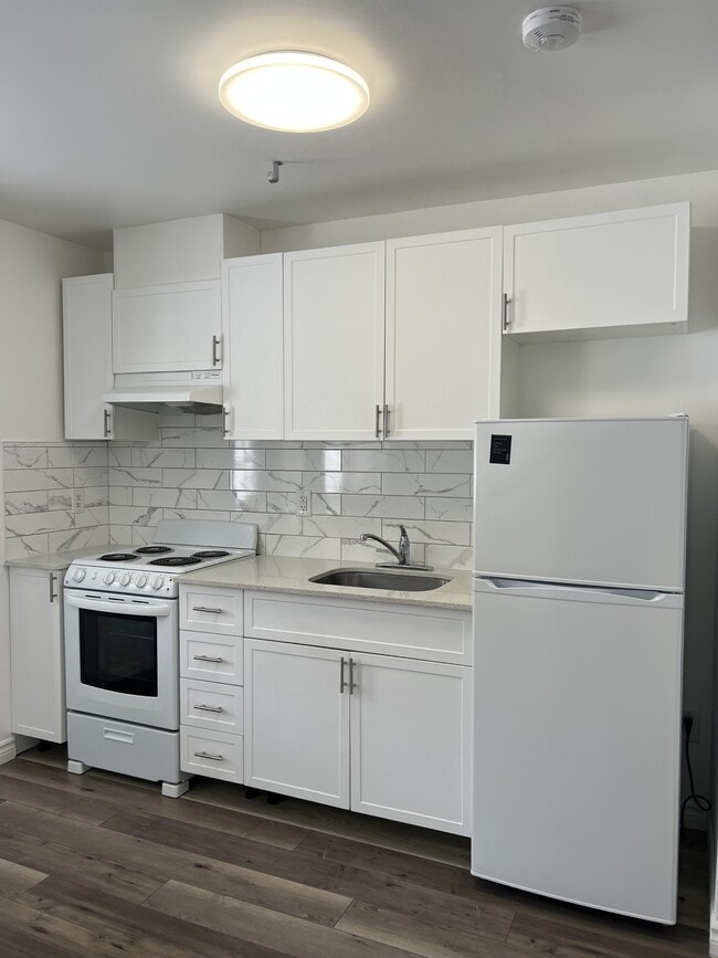 Photo du bâtiment - 630 Cummings Ave