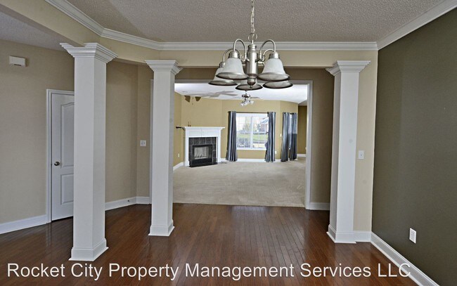 Building Photo - 5013 Patriot Park Cir SE