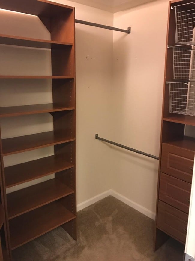 Master closet with organizers - 3420 Finnian Way