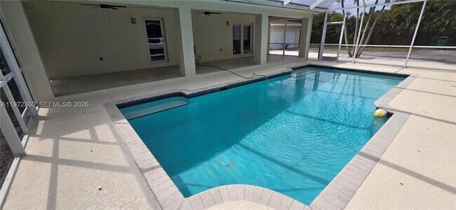 Foto del edificio - 6500 SW 82nd Ave