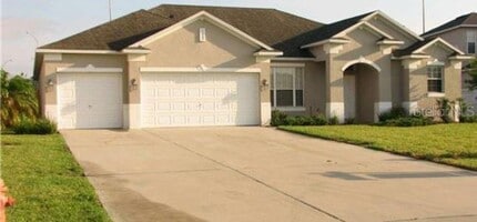 Building Photo - 225 Largovista Dr