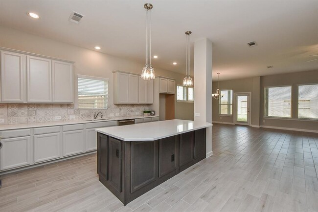 Building Photo - 11107 Bluewater Lagoon Cir
