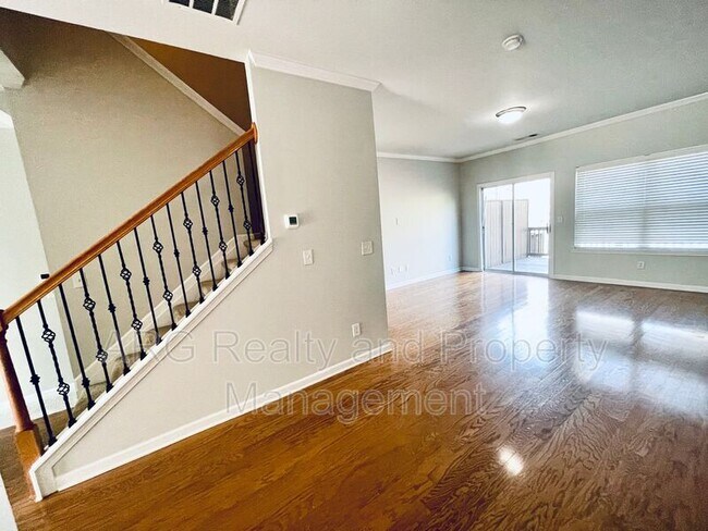 Building Photo - 1245 Liberty Pky NW