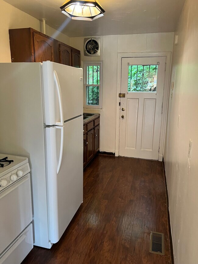 Foto del edificio - 416 Oakland Ave