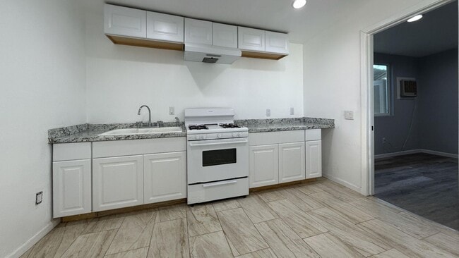 Building Photo - 1 Bedroom 1 Bath Detached Unit in Cherry V...