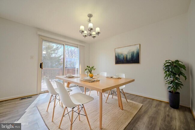 Foto del edificio - 12921 Freestone Ct