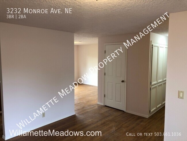 Building Photo - 3232 Monroe Ave NE