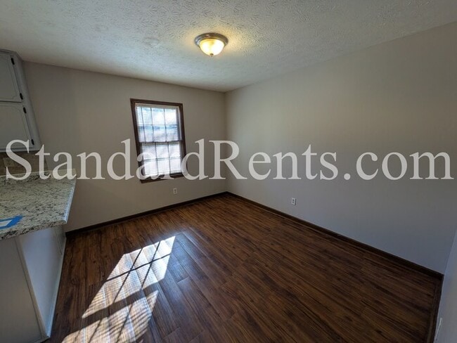 Building Photo - Ranch in Jonesboro