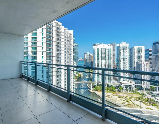 Foto del edificio - 90 SW 3rd St