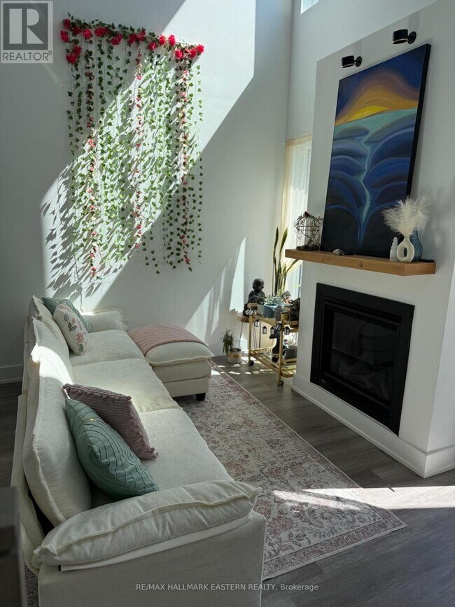 Building Photo - 19 West Street N